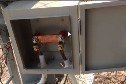 Hộp kiểm tra tiếp địa bằng sắt